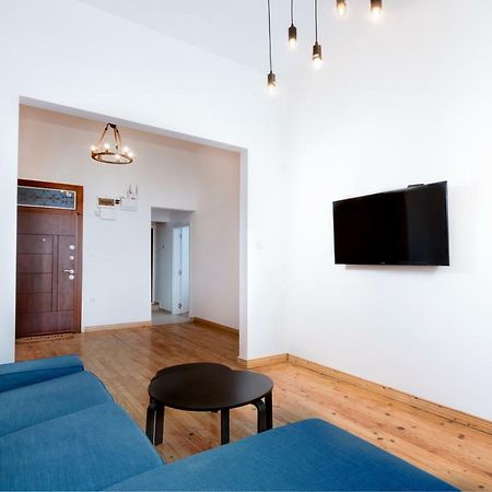 The White Apartment - Bogoridi Main Street Μπουργκάς Εξωτερικό φωτογραφία