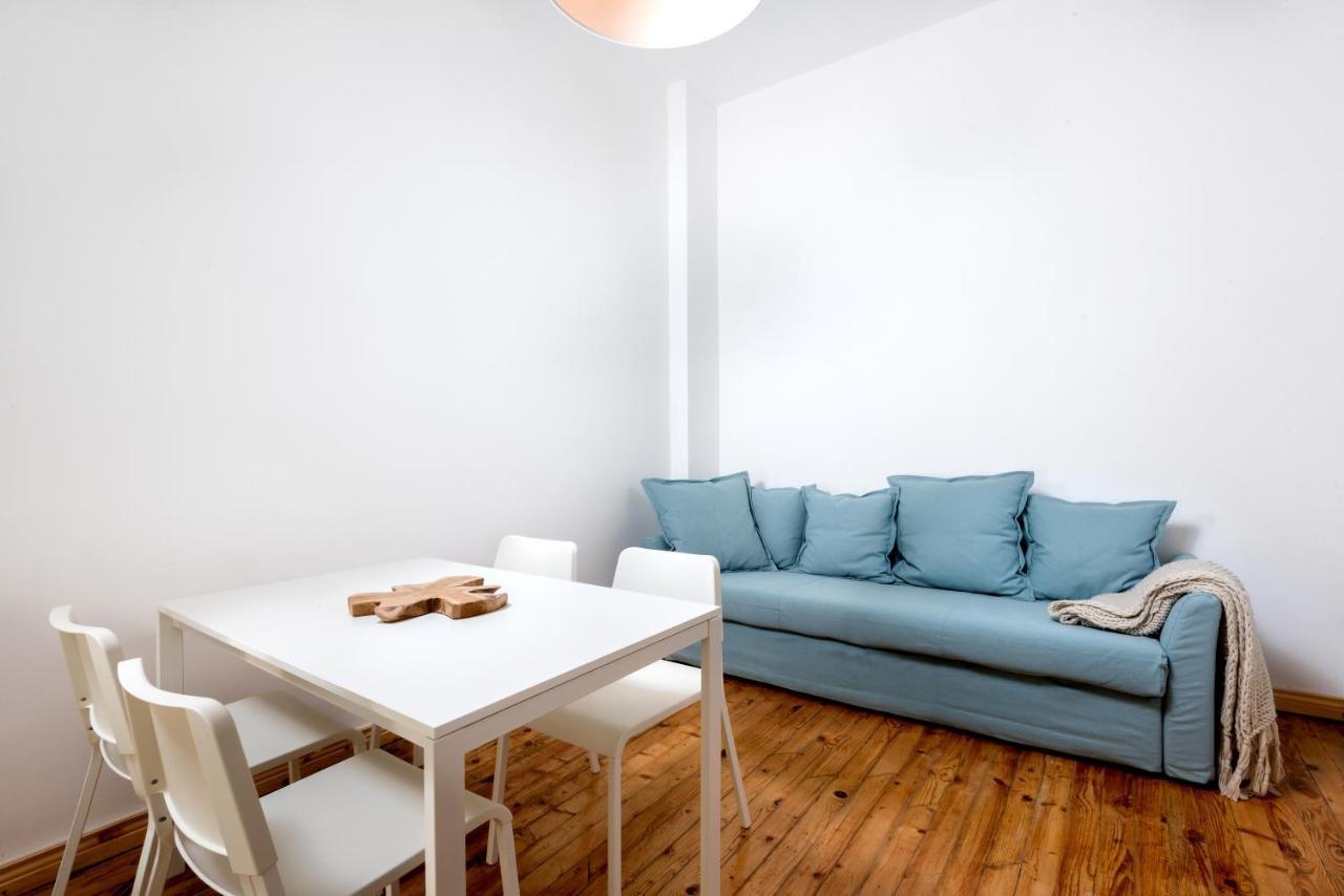 The White Apartment - Bogoridi Main Street Μπουργκάς Εξωτερικό φωτογραφία